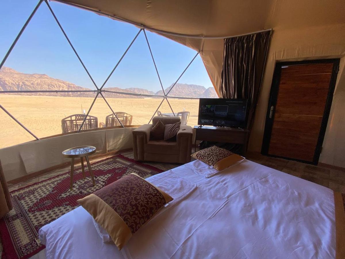 Rum Warm Bubble Camp Hotel Wadi Rum Eksteriør billede