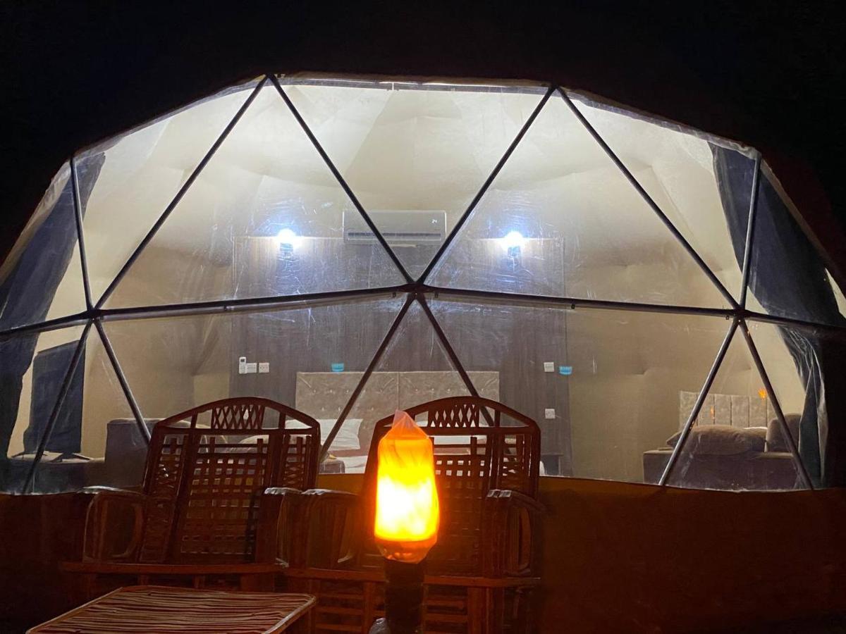 Rum Warm Bubble Camp Hotel Wadi Rum Eksteriør billede