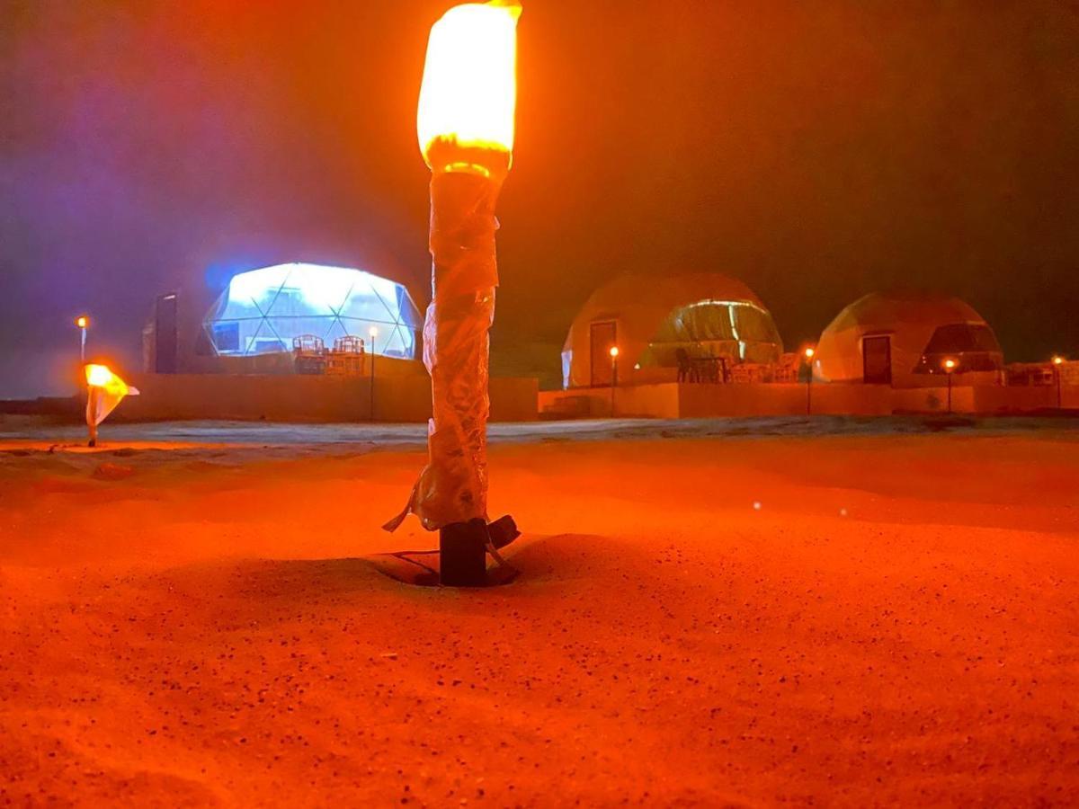 Rum Warm Bubble Camp Hotel Wadi Rum Eksteriør billede